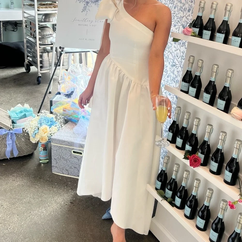 Elliatt One Shoulder White Dress - Picture 3 of 3